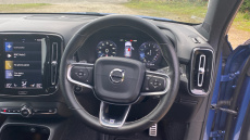 Volvo Xc40 2.0 T4 R DESIGN Pro 5dr AWD Geartronic Petrol Estate